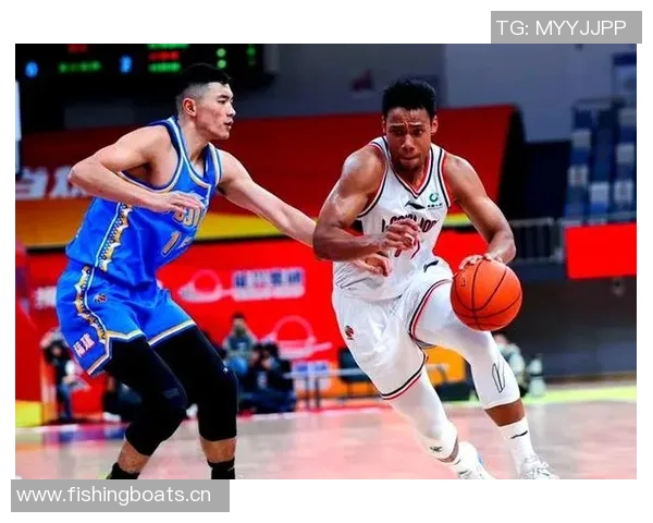 祝铭震19分钟高效表现7中5砍下16分三分球6中4展现出色状态