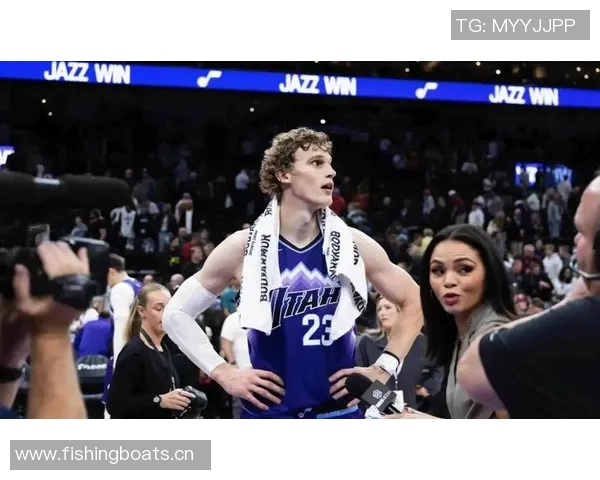 独行侠半场小负爵士弗拉格表现出色浓眉马尔卡宁各有贡献